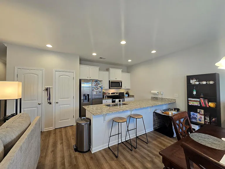 1762 Snead Dr — Photo 9