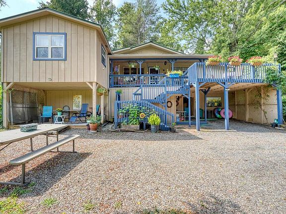 2nd image of 35 Chatuge Village Dr