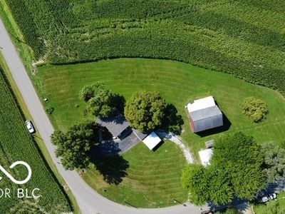 2488 E Old Rushville Rd, Shelbyville, IN, 46176