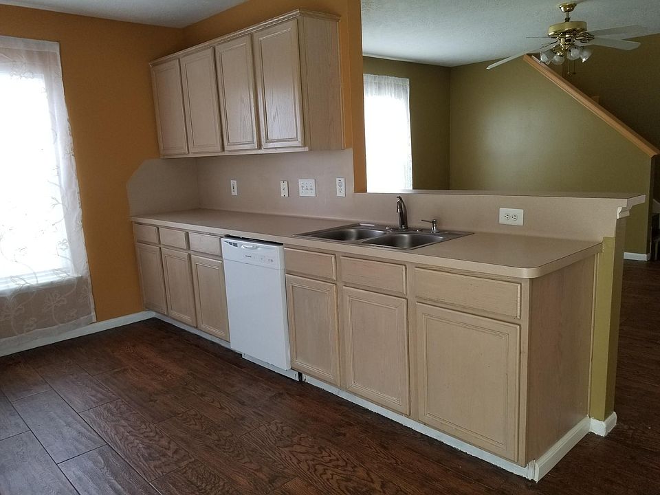 1st image of 3723 Gardenia Bend Dr