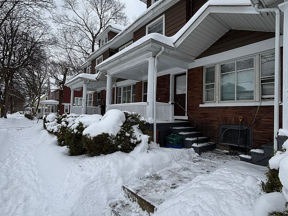 Private entrance to upstairs unit.