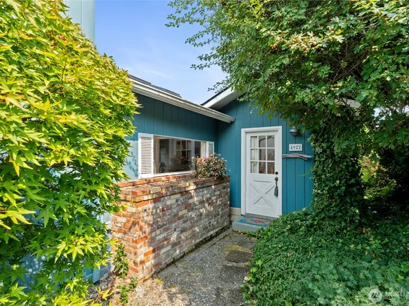 4922 Hyada Boulevard NE, Tacoma, WA 98422