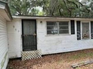 905 Randolph St, Crescent City, FL 32112