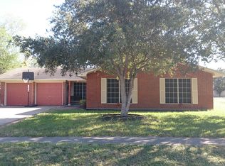 1030 Hall Ave, Kingsville, TX 78363