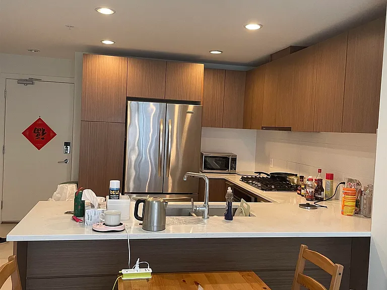 6033 Gray Ave #517 — Photo 12