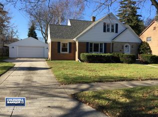 1014 N 17th St, Manitowoc, WI 54220
