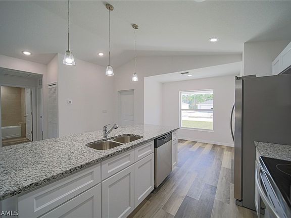 3rd image of 2004 Welby Ln
