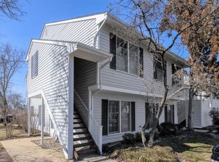 150 Mockingbird Ct, Three Bridges, NJ 08887