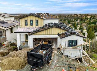 1146 Lantern View Dr, Auburn, CA 95603