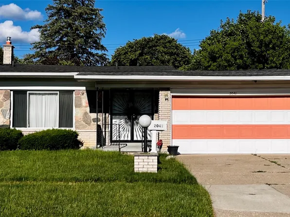2041 Barks St, Flint, MI 48503
