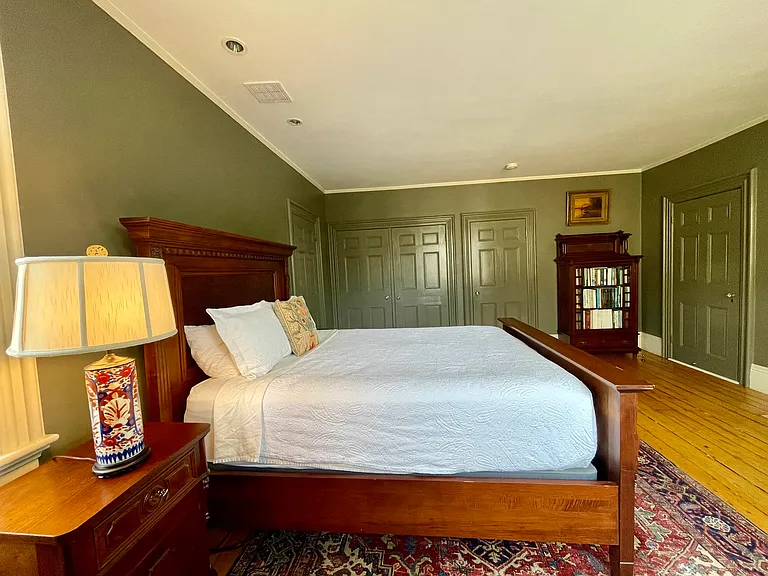 24 Chestnut St #2 — Photo 40