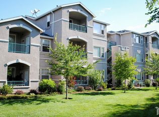 Sterling Oaks Luxury Apartments, Chico, CA 95928