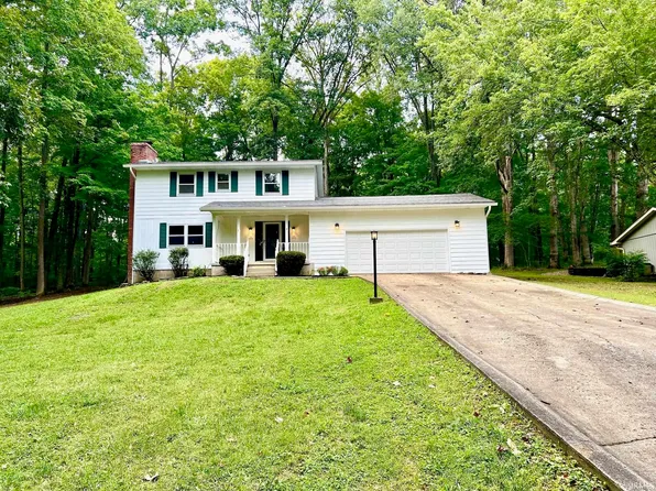 81 Robin Hood Ln, Bedford, IN 47421