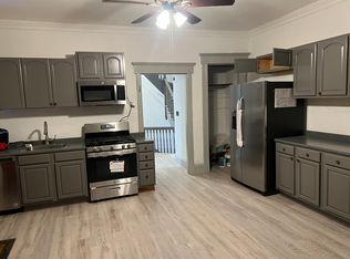 136 Lancaster St #A, Albany, NY 12210