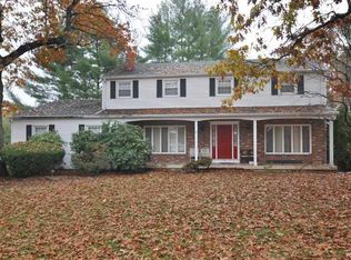 71 Chatham Rd, Cranston, RI 02920