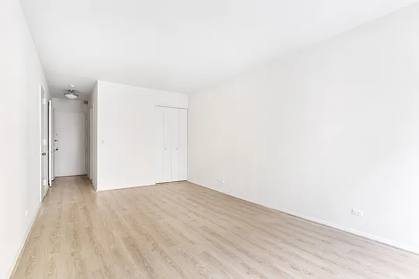 Rented by Compass | media 16