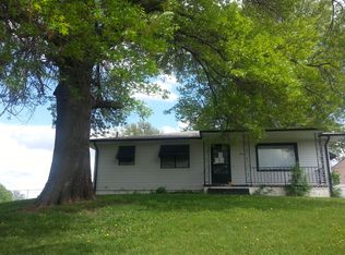 4821 N 56th St, Omaha, NE 68104