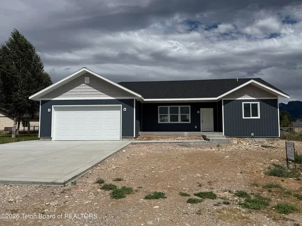 31 Brambleberry Dr, Star Valley Ranch, WY 83127