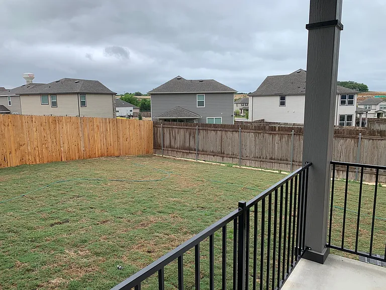 1216 Long Creek Ln — Photo 17