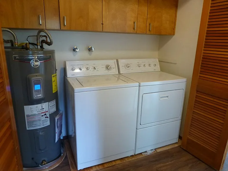 Washer & Dryer included