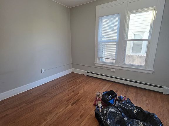 5th image of 457 Edgewood Ave #A1