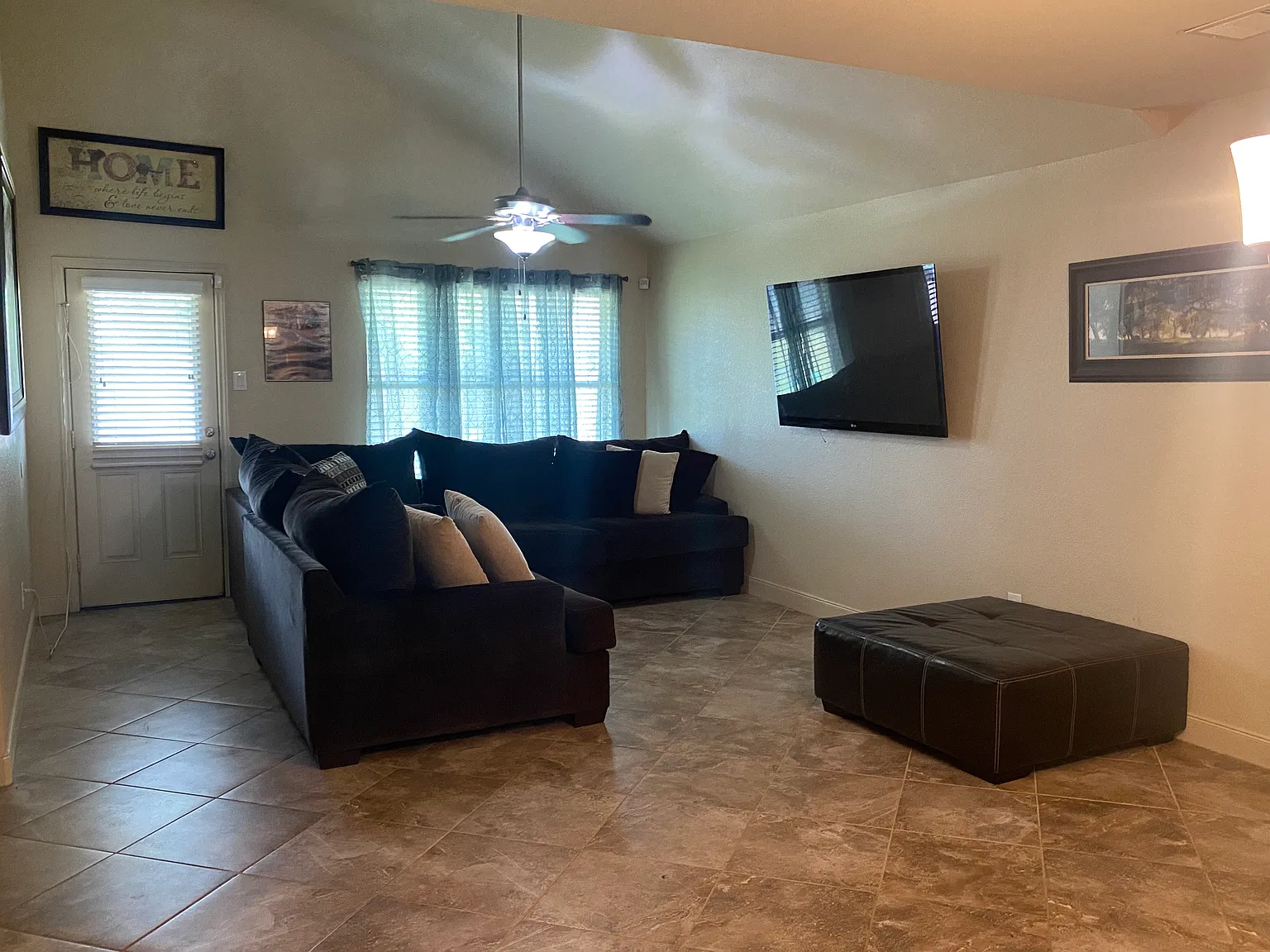 4 bed, 1761 sqft, $2,200 — Photo 3