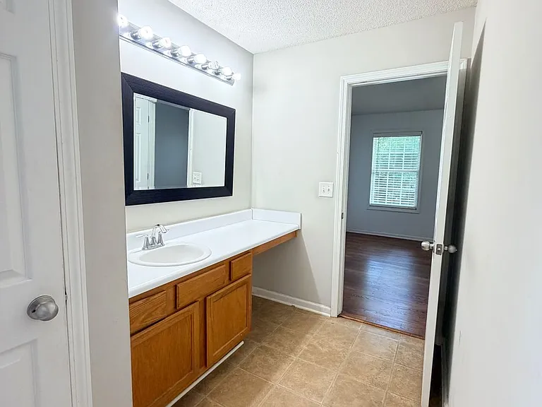 153 Greystone Cir — Photo 15