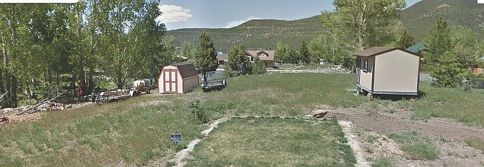 2nd image of 941 E Deer Trail Dr