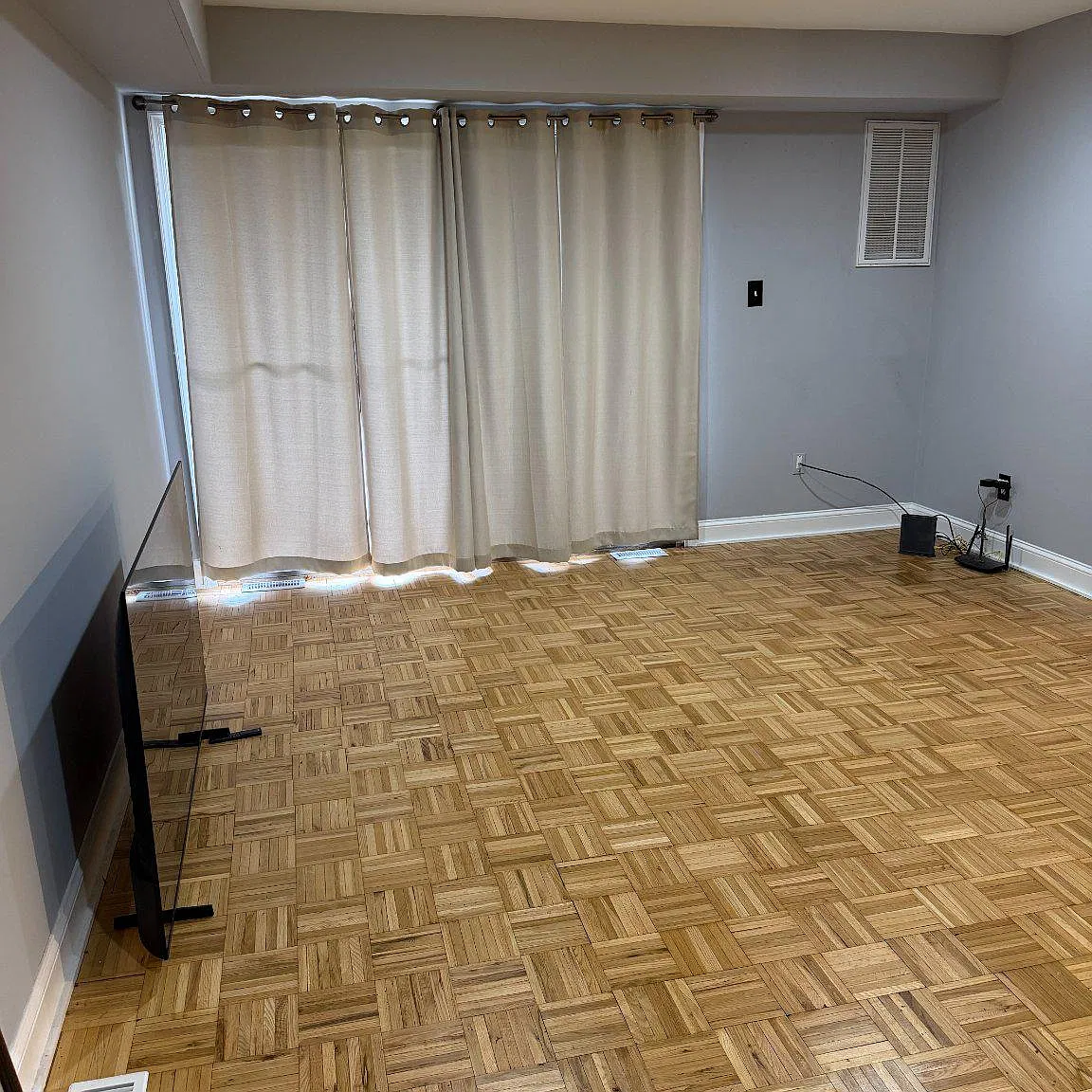 2 bed, 1.5 bath, 1043 sqft, $1,900 — Photo 4