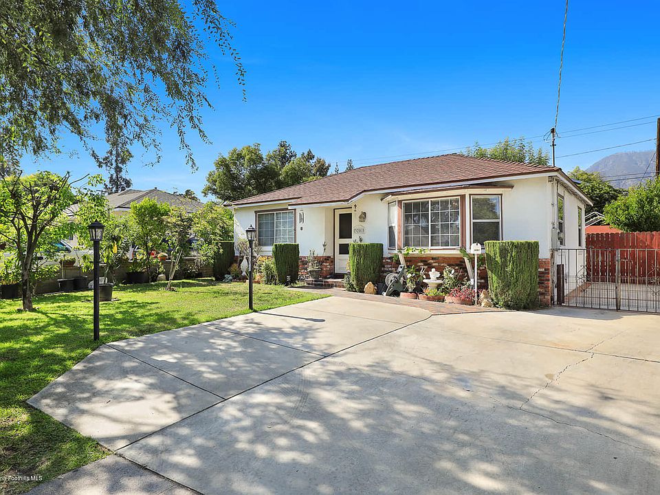 1st image of 3201 Del Vina St