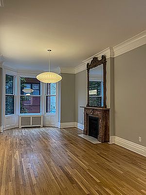 1st image of 77 Willow St #1