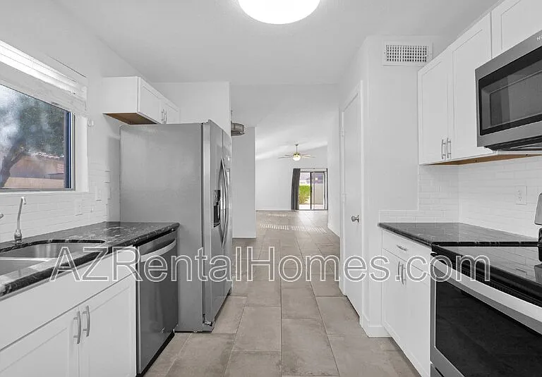 3841 E Bighorn Ave — Photo 12