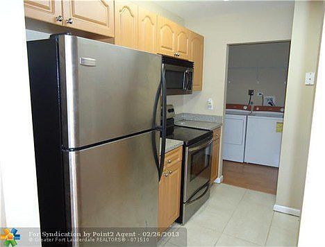 4th image of 2954 NW 55th Ave APT 2B