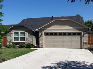 3343 NW Cedar Ave, Redmond, OR