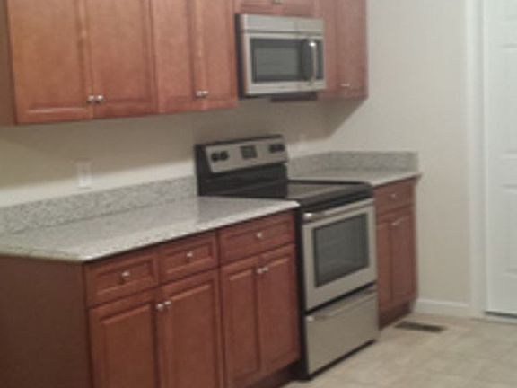 3rd image of 1312 Jackson Ave