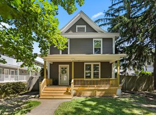 604 W Healey St, Champaign, IL 61820