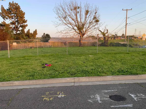 502 3rd St, Vallejo, CA 94590