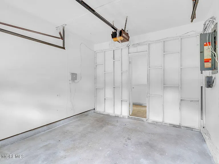809 Commonwealth Blvd — Photo 38