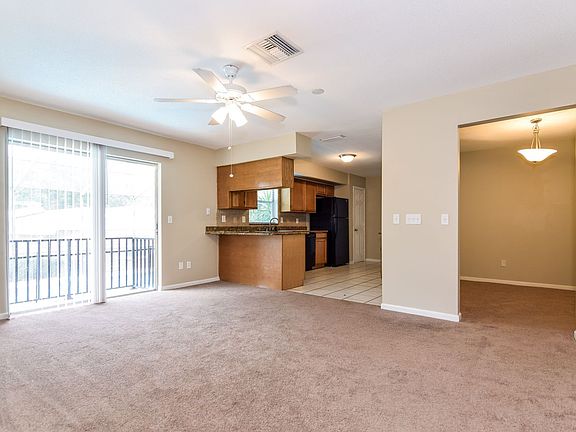5th image of 1536 Hallam Ct N