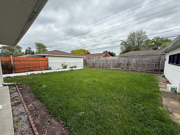 5th image of 24758 Patricia Ave