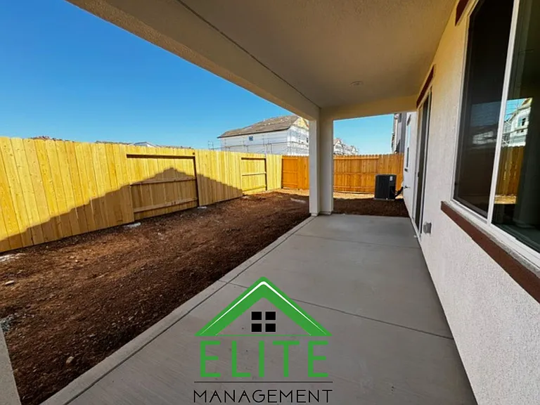 7655 Broadhead Way — Photo 23