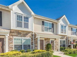 36 Weatherby Ln, Central Islip, NY