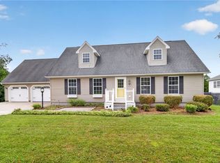 4 Wellsley Dr, Dryden, NY 13053
