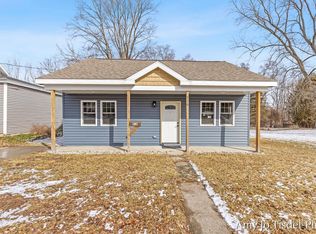 516 W Montcalm St, Greenville, MI 48838