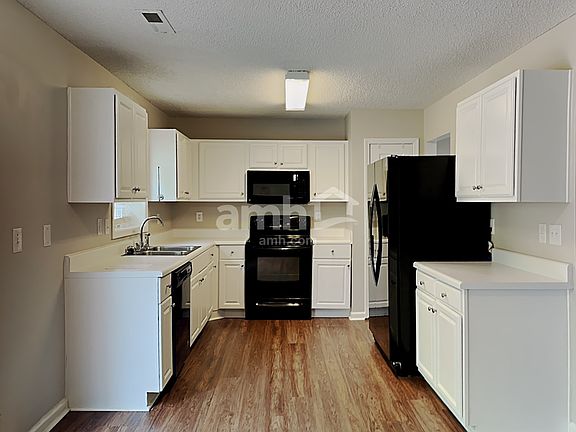 3rd image of 240 Bonnie Woods Dr