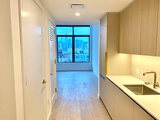 Rented by Modern Spaces | media 7