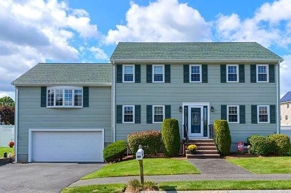 1st image of 155 Emerald Dr