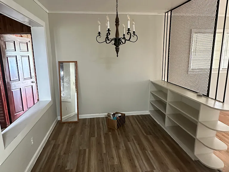 1801 Winston Dr — Photo 3