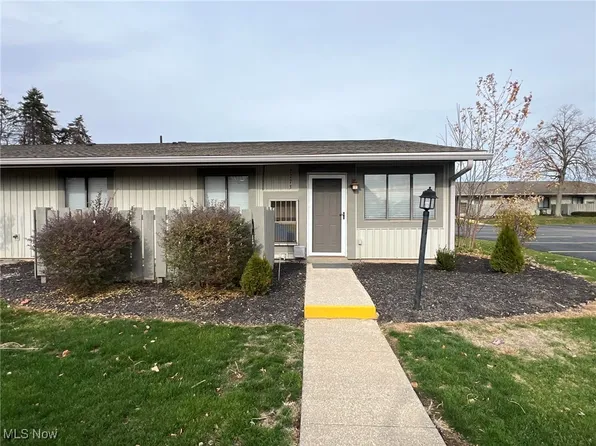 2773 Mull Ave, Akron, OH 44321