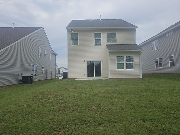 3rd image of 658 Count Fleet Ct
